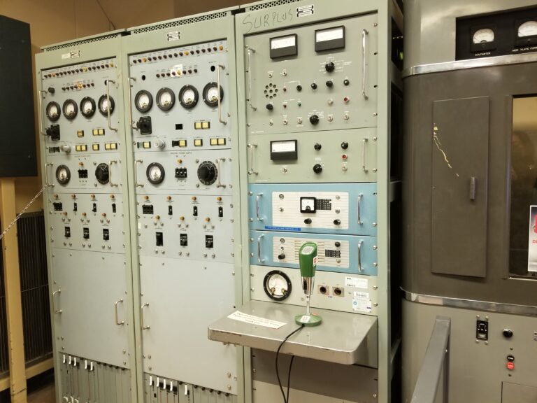 EPC’s Emergency Radio (HF / Amateur Radio – ‘Ham’) Room – Background